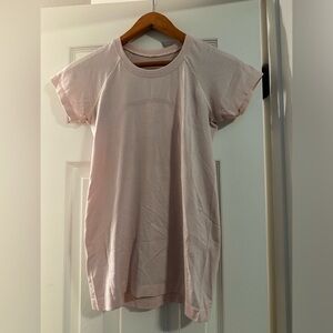 Lululemon swiftly tech short sleeve